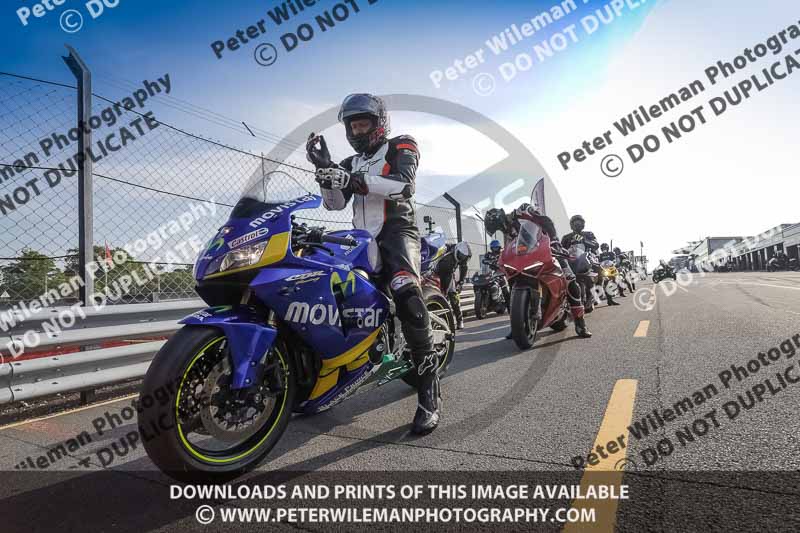 donington no limits trackday;donington park photographs;donington trackday photographs;no limits trackdays;peter wileman photography;trackday digital images;trackday photos